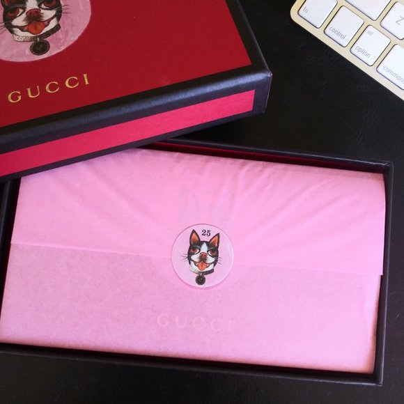 Gucci Lunar Year of the Dog Lai See Envelopes - Picture 2 of 5
